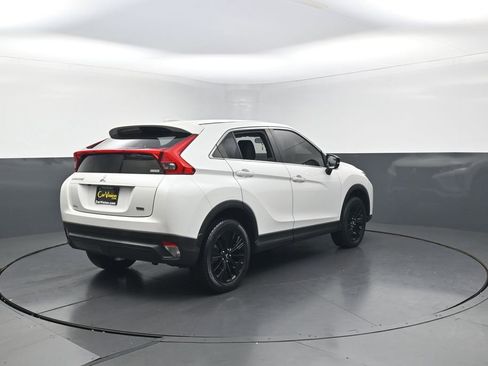 Used 2020 Mitsubishi Eclipse Cross LE AWD/4WD image 9