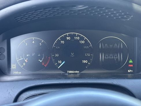 Used 2018 Jaguar XJ R-Sport RWD image 15