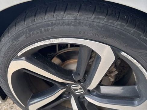 Used 2018 Honda Accord Sport image 21