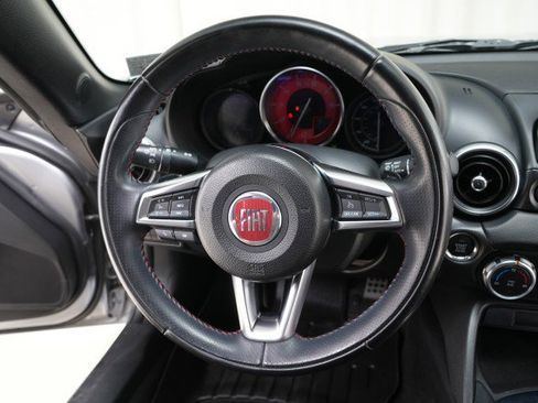 Used 2017 FIAT 124 Spider Abarth image 45