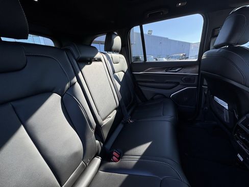 New 2026 Jeep Grand Cherokee Limited w/ Limited Altitude Package image 22