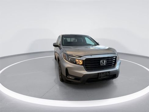 Used 2023 Honda Ridgeline RTL image 2