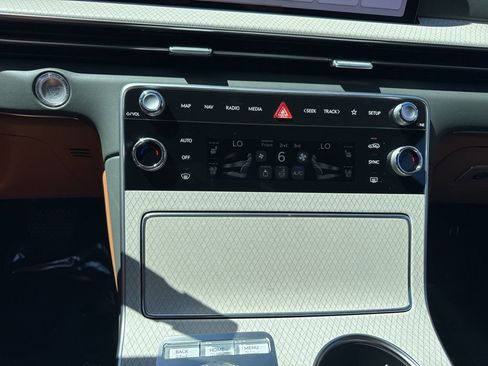 New 2026 Genesis GV80 3.5T Prestige image 29