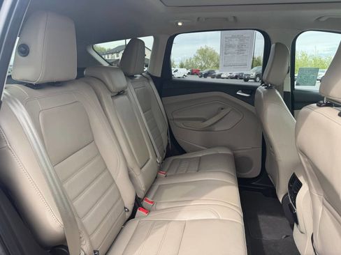 Used 2018 Ford Escape Titanium w/ Ford Safe & Smart Package AWD/4WD image 36