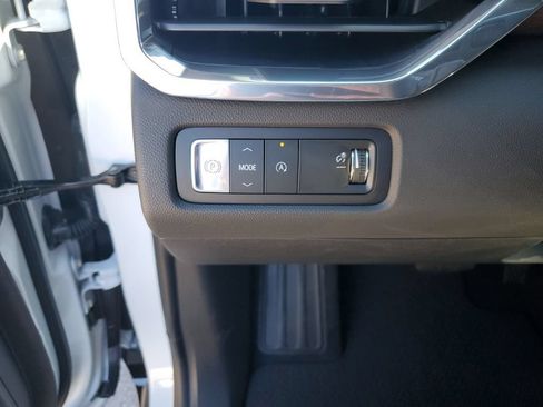New 2026 GMC Acadia Denali w/ Super Cruise Package FWD image 34