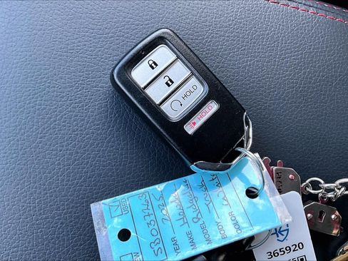 Used 2025 Honda Ridgeline Black Edition image 15