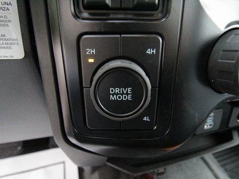 Used 2024 Ford F550 4x4 Regular Cab Super Duty image 25