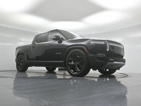 Used 2023 Rivian R1T Adventure AWD/4WD image 42