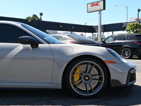 Used 2022 Porsche 911 Turbo S AWD/4WD image 16