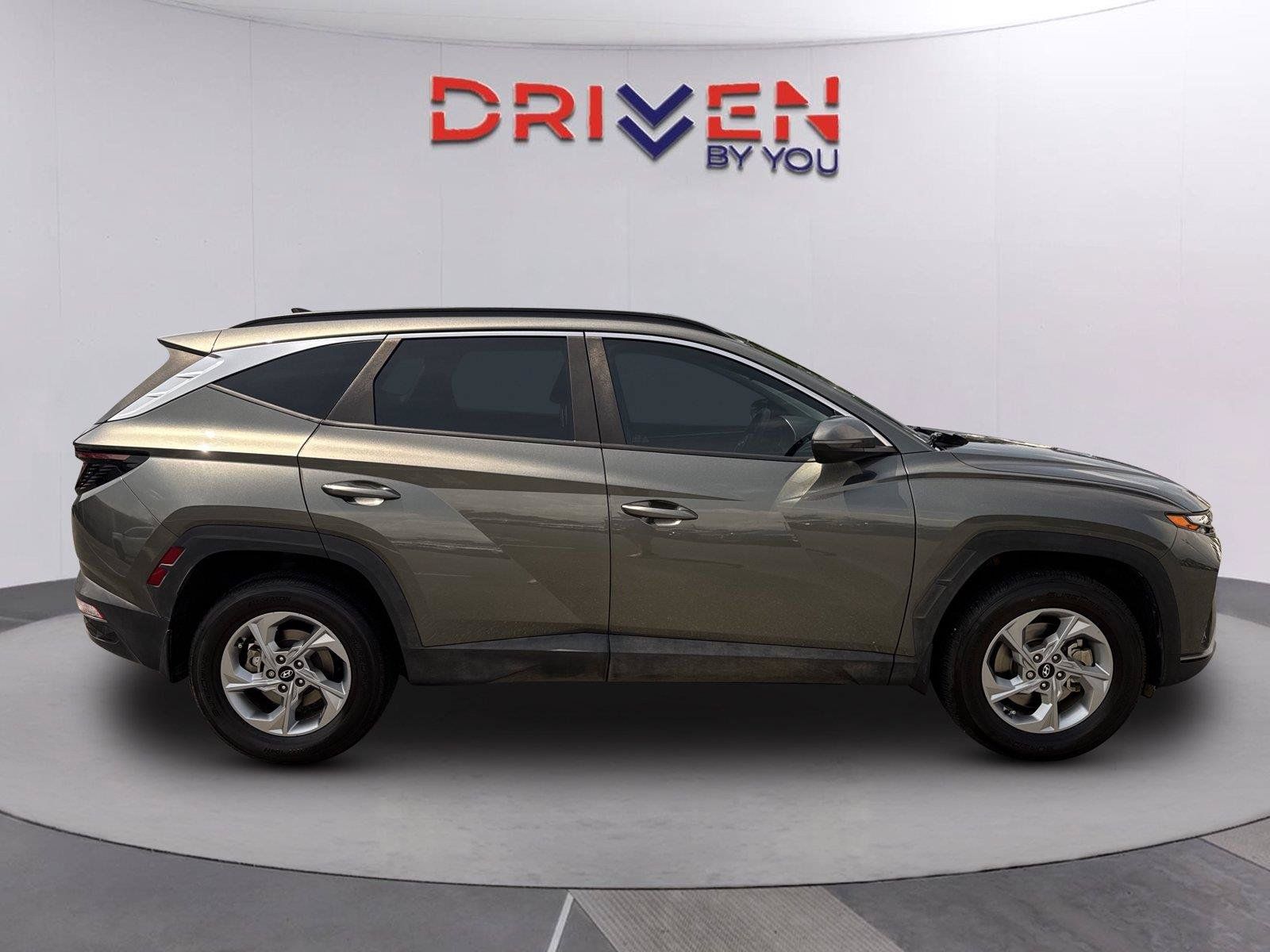 Used 2023 Hyundai Tucson SEL AWD/4WD image 3