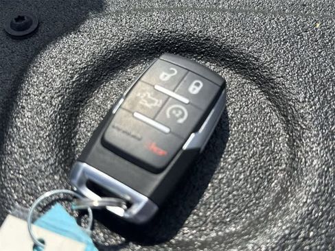 Used 2024 RAM 2500 Laramie image 22