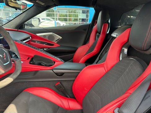 Used 2024 Chevrolet Corvette Stingray Premium Cpe w/ Z51 Performance Package RWD image 10