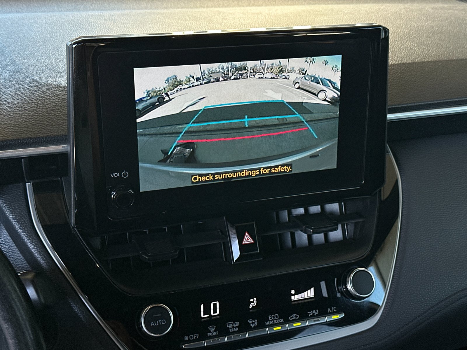 Used 2023 Toyota Corolla Cross AWD Hybrid image 16