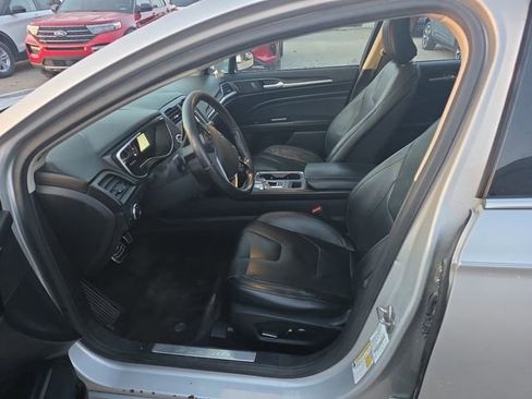 Used 2017 Ford Fusion Titanium image 46