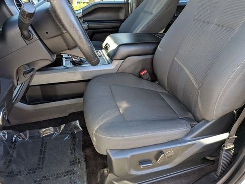 Used 2016 Ford F150 XLT image 16