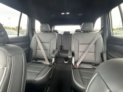 New 2026 Buick Enclave Sport Touring w/ LPO, Floor Liner Package image 28