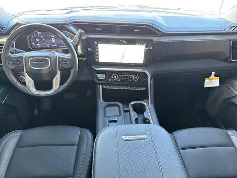 Used 2025 GMC Sierra 2500 Denali w/ Denali Reserve Package image 27