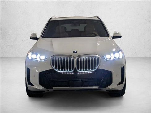 Used 2026 BMW X5 xDrive40i w/ M Sport Package AWD/4WD image 5