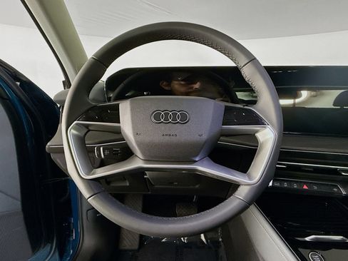 New 2026 Audi Q3 quattro 2.0T AWD/4WD image 11
