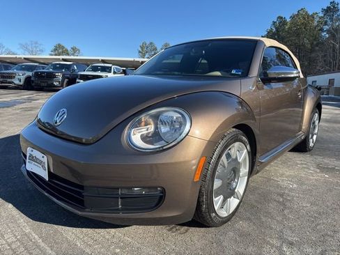 Used 2013 Volkswagen Beetle 2.5 70's Edition image 1