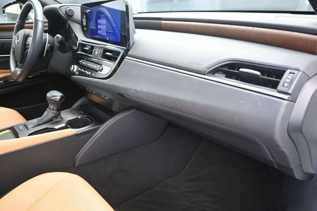 Certified 2024 Lexus ES 350 w/ Premium Package FWD image 24