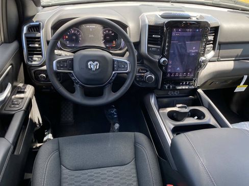 New 2026 RAM 1500 Big Horn AWD/4WD image 8