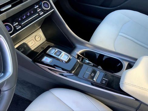 Used 2023 Hyundai Sonata SEL w/ Convenience Package image 15