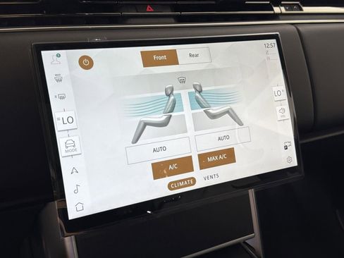 New 2026 Land Rover Range Rover Long Wheelbase SE image 15