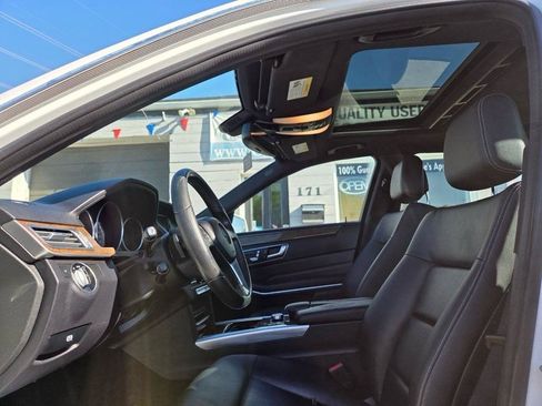 Used 2015 Mercedes-Benz E 350 4MATIC Sedan image 10