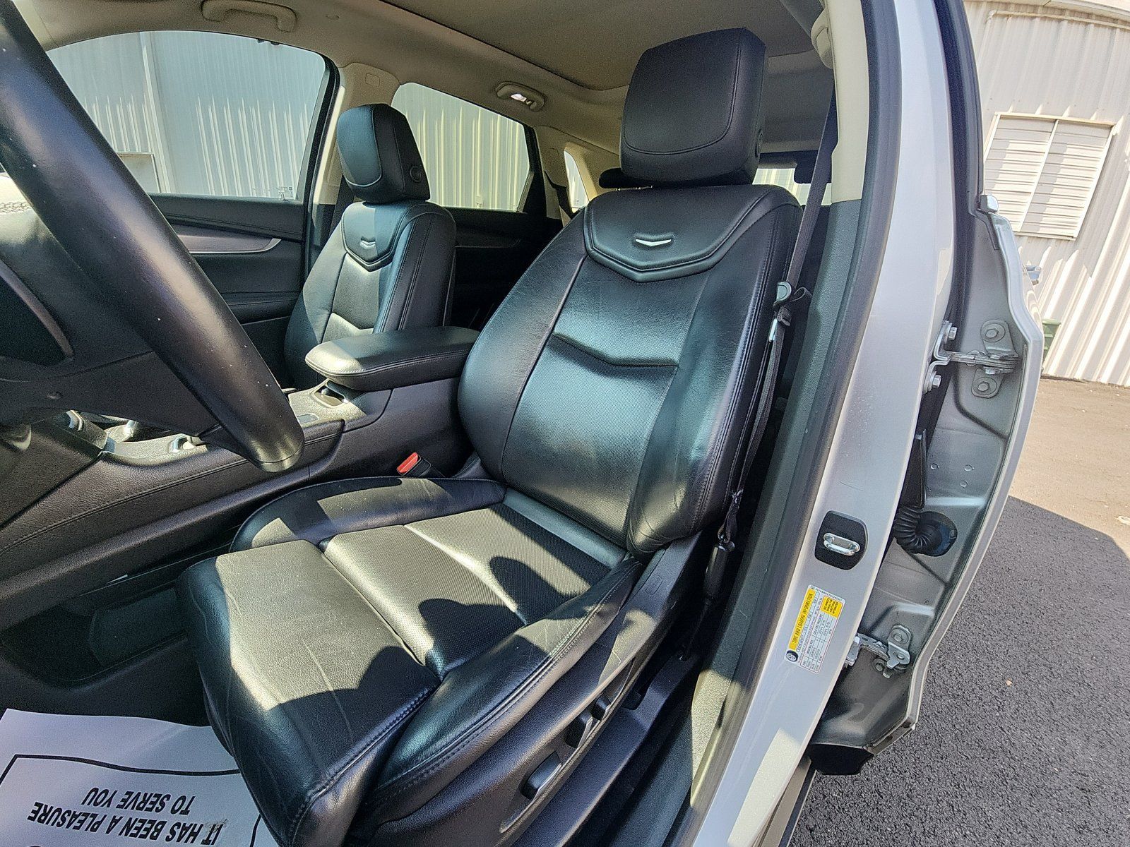 Used 2017 Cadillac XT5 Luxury FWD image 22