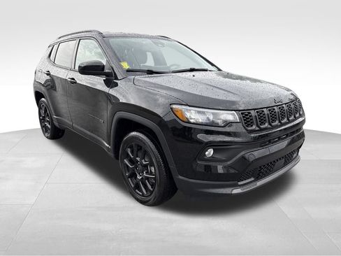 New 2026 Jeep Compass Latitude AWD/4WD image 3