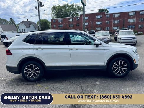 Used 2018 Volkswagen Tiguan SE AWD/4WD image 4