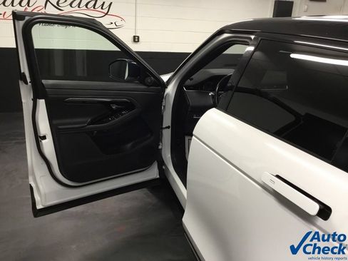 Used 2020 Land Rover Range Rover Evoque S AWD/4WD image 21