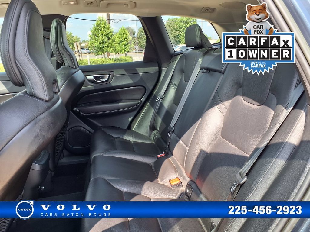 Certified 2023 Volvo XC60 B5 Plus w/ Climate Package AWD/4WD image 16