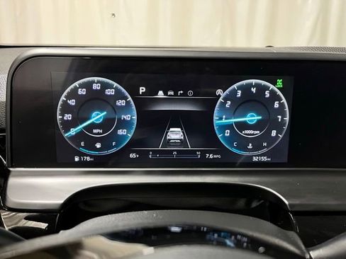 Used 2024 Kia Seltos S AWD/4WD image 11