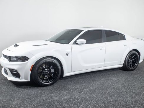 Used 2021 Dodge Charger SRT Hellcat RWD image 13