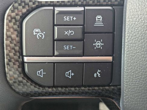 Used 2024 Ford F250 Lariat w/ Lariat Ultimate Package AWD/4WD image 30