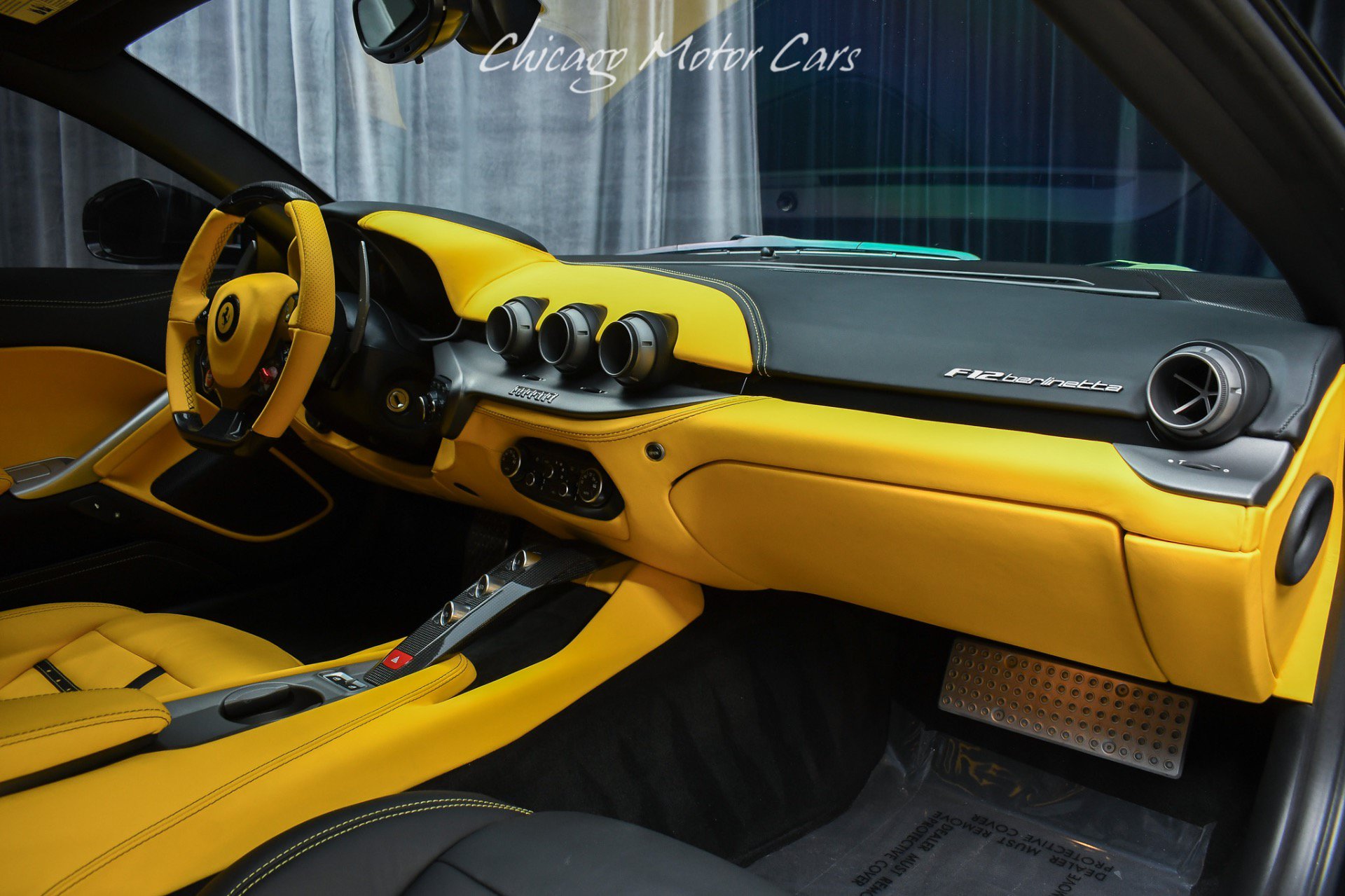 Used 2013 Ferrari F12 Berlinetta RWD image 21
