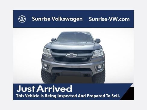 Used 2018 Chevrolet Colorado Z71 AWD/4WD image 1