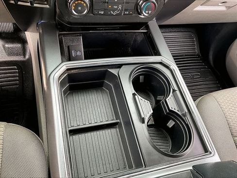 Used 2022 Ford F250 XLT w/ Snow Plow Prep Package image 27