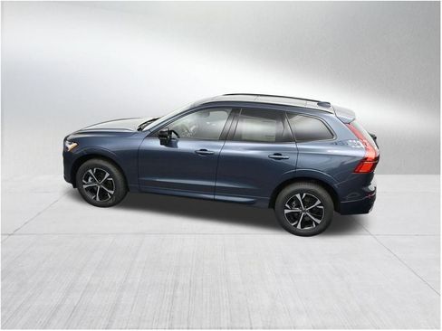 New 2026 Volvo XC60 B5 Core AWD/4WD image 14