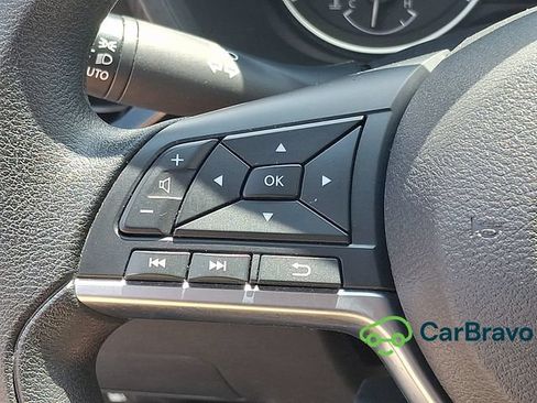 Used 2024 Nissan Sentra SV FWD image 22