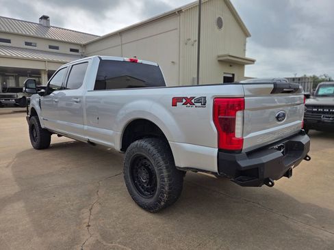 Used 2019 Ford F350 Lariat w/ Lariat Ultimate Package image 7