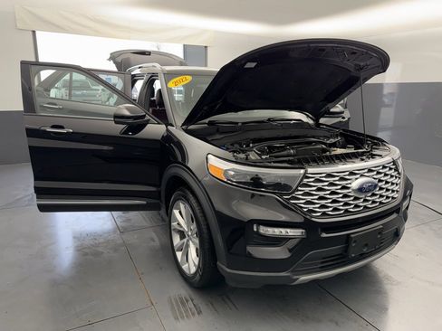 Used 2022 Ford Explorer Platinum w/ Equipment Group 601A image 13