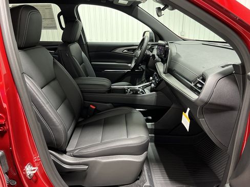 New 2026 Chevrolet Traverse LT w/ Midnight/Sport Edition image 29