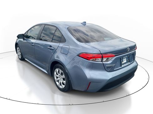 Used 2024 Toyota Corolla LE FWD image 4