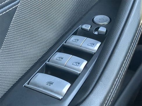 Certified 2023 BMW 840i Convertible image 23