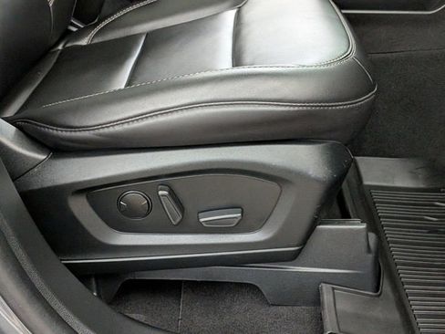 Used 2023 Ford Explorer XLT w/ Equipment Group 202A image 26