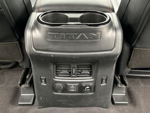 Used 2023 Nissan Titan PRO-4X w/ Pro-4x Convenience Package AWD/4WD image 21