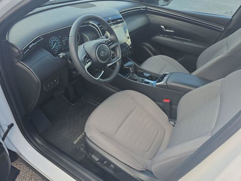 Used 2022 Hyundai Santa Cruz SEL Premium AWD/4WD image 4